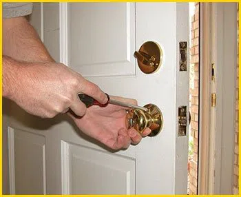 Metro Locksmith Services New Haven, CT 203-278-5085 Metro Locksmith Services New Haven, CT 203-278-5085 - 1-locks-locksmith