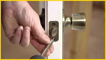 Metro Locksmith Services New Haven, CT 203-278-5085 Metro Locksmith Services New Haven, CT 203-278-5085 - 14-install-new-lock