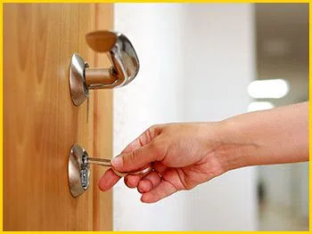 Metro Locksmith Services New Haven, CT 203-278-5085 Metro Locksmith Services New Haven, CT 203-278-5085 - 3-cheap-locksmith-near-me