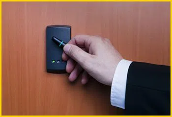 Metro Locksmith Services New Haven, CT 203-278-5085 Metro Locksmith Services New Haven, CT 203-278-5085 - 8-commercial-locksmith-store